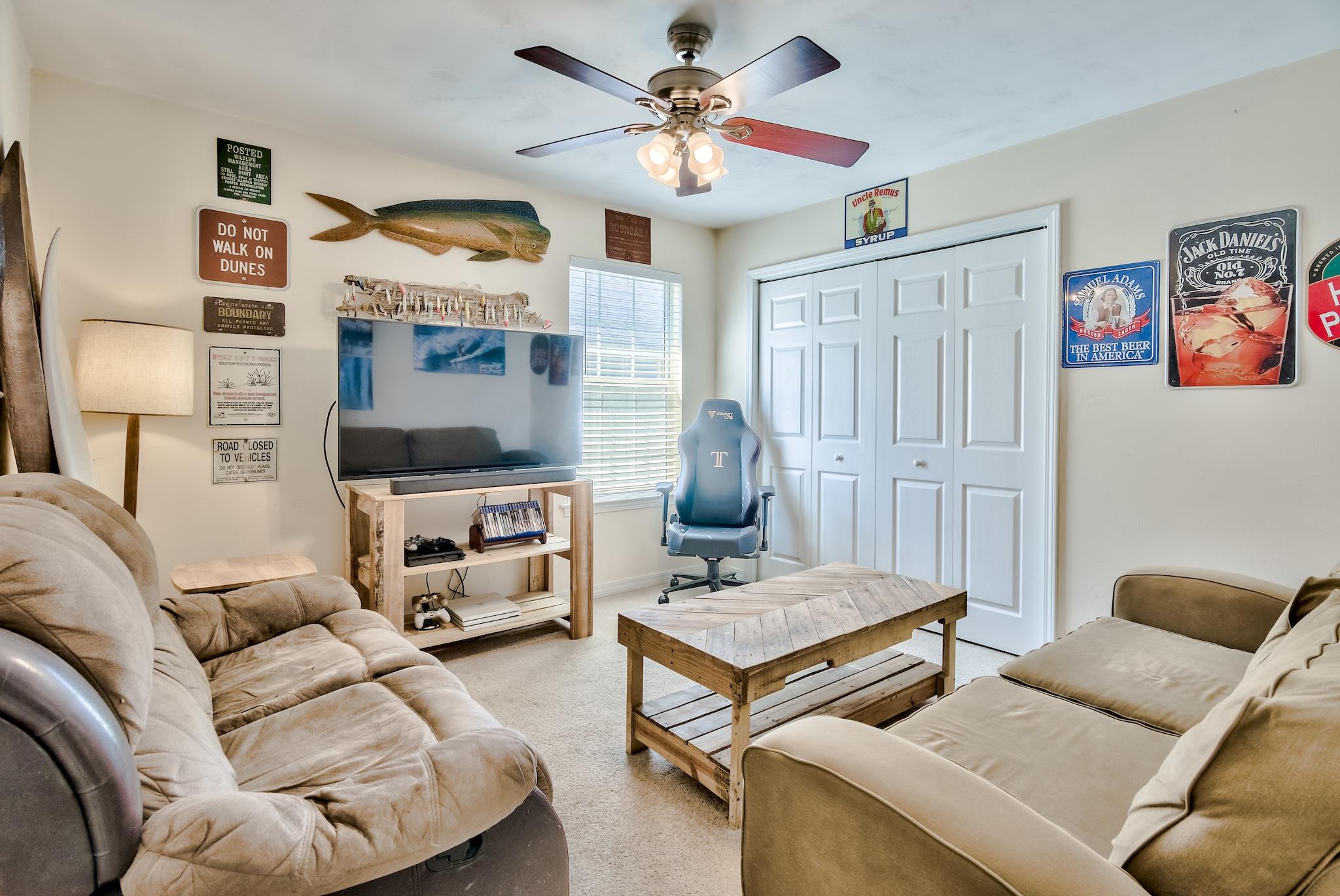 TOWN OF SANTA ROSA - Residential