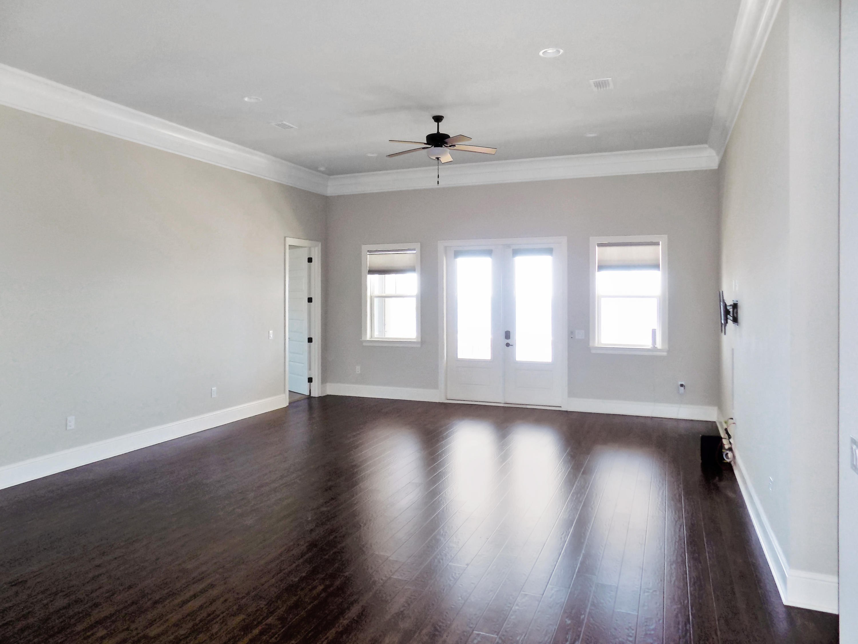 SOUND HAMMOCK - Residential