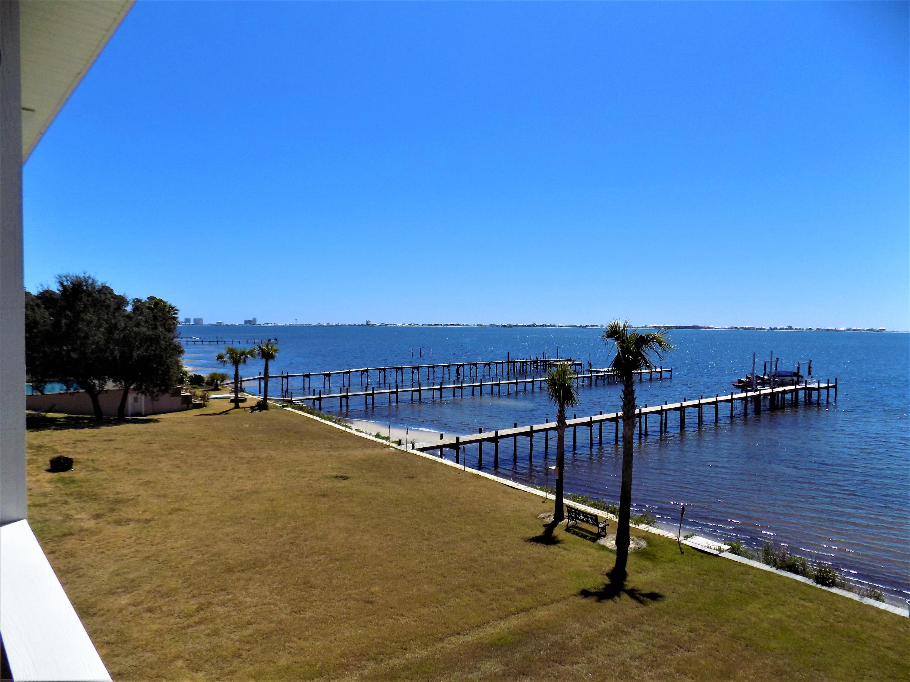 SOUND HAMMOCK - Residential