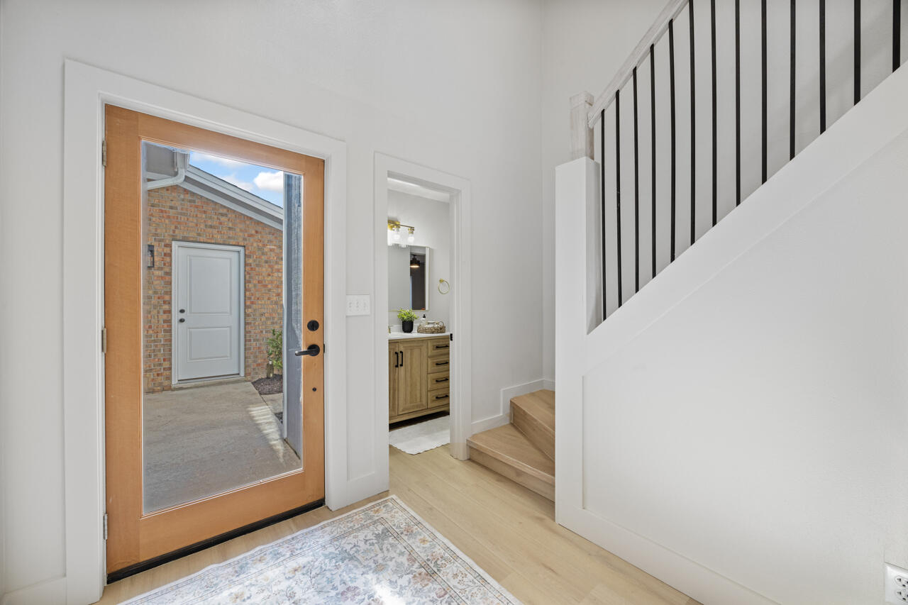 PINEWOOD ESTATES - Residential
