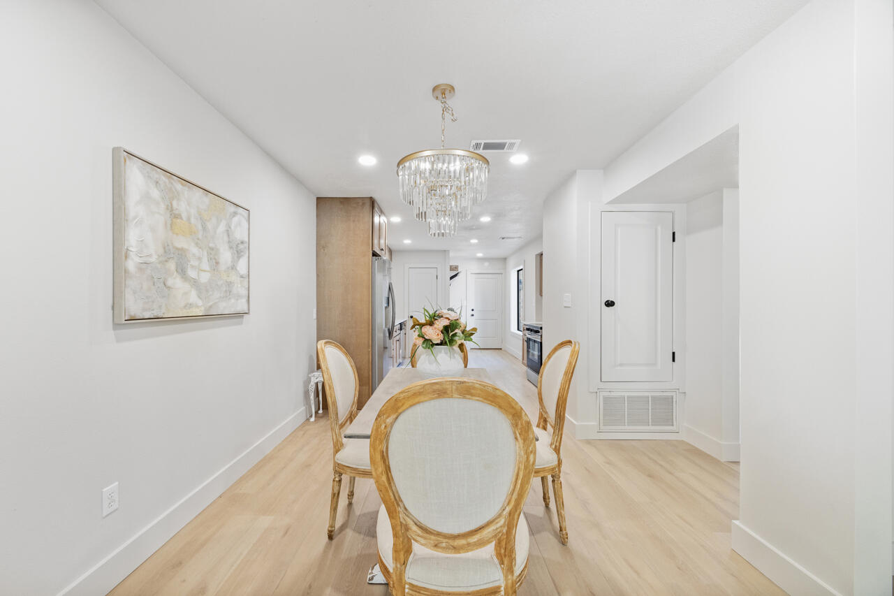 PINEWOOD ESTATES - Residential