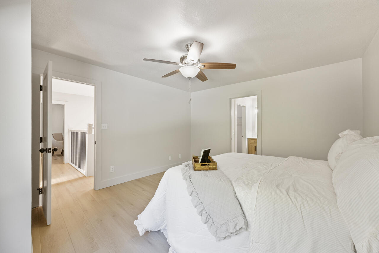 PINEWOOD ESTATES - Residential