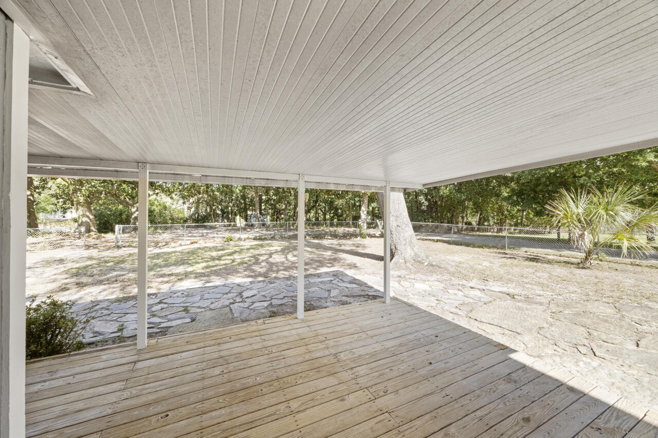 PINEWOOD ESTATES - Residential