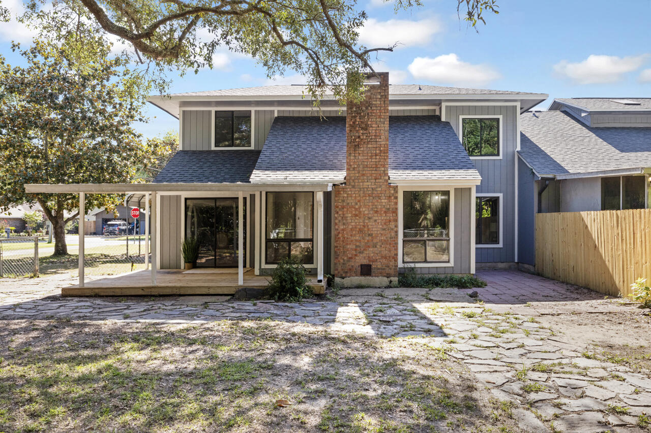 PINEWOOD ESTATES - Residential