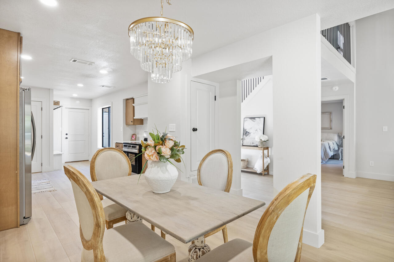 PINEWOOD ESTATES - Residential
