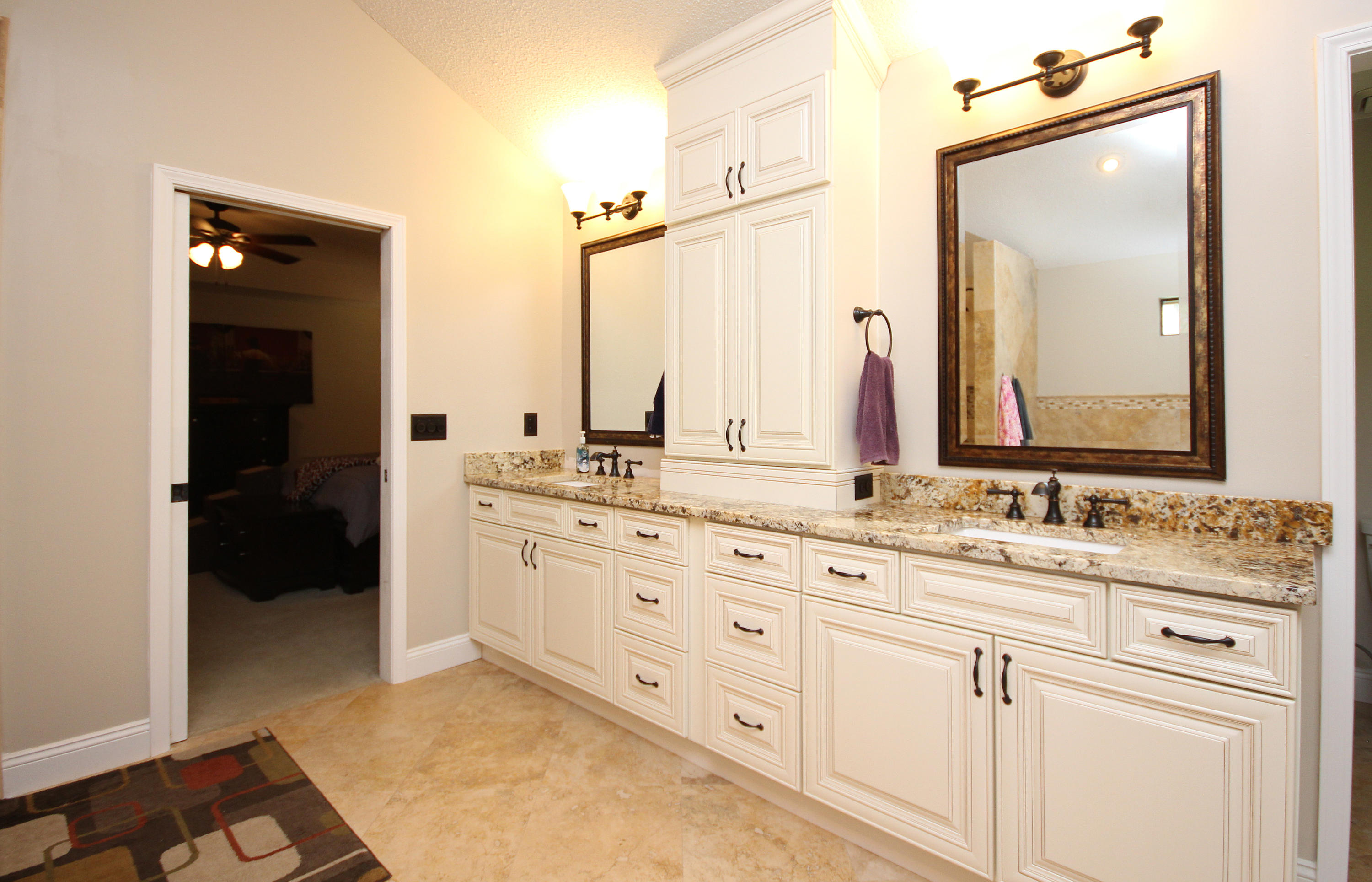 MARY ESTHER MANOR - Residential