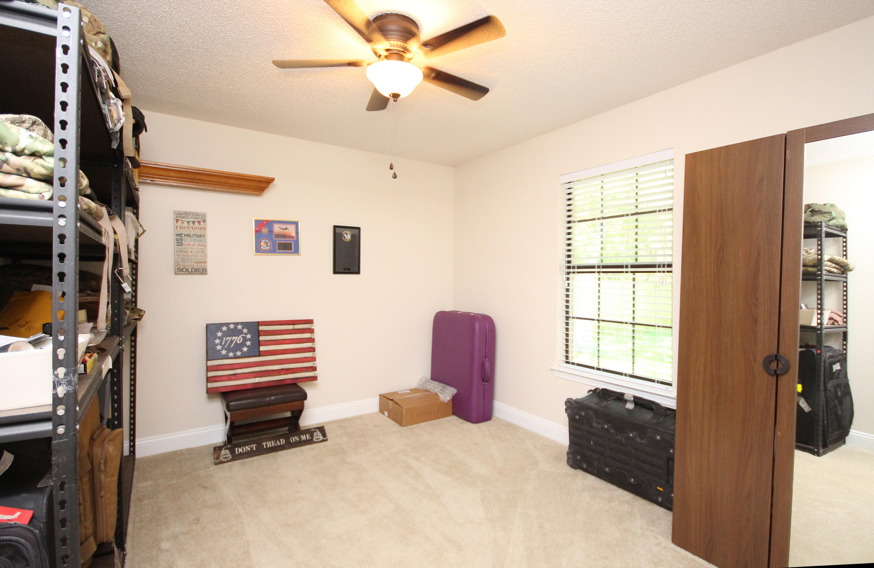 MARY ESTHER MANOR - Residential