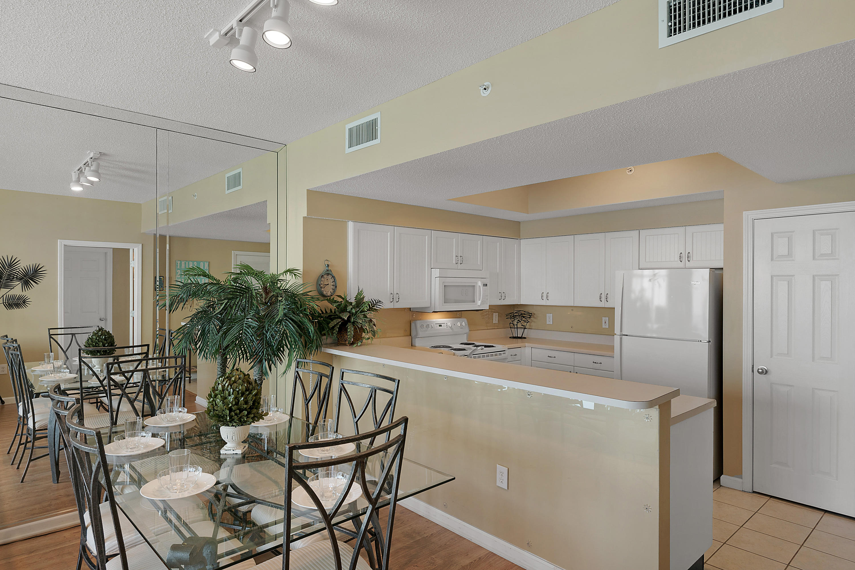 MAJESTIC SUN - Residential