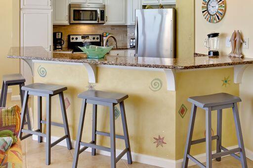 SILVER BEACH TOWERS - Residential