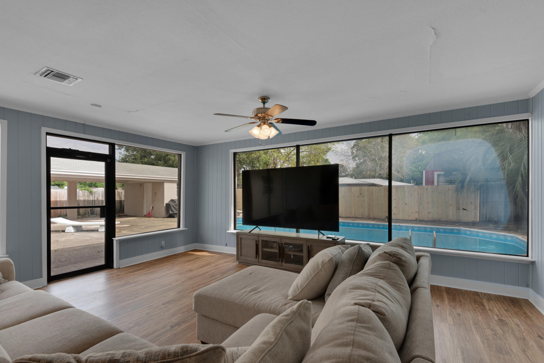 MID PINES - Residential