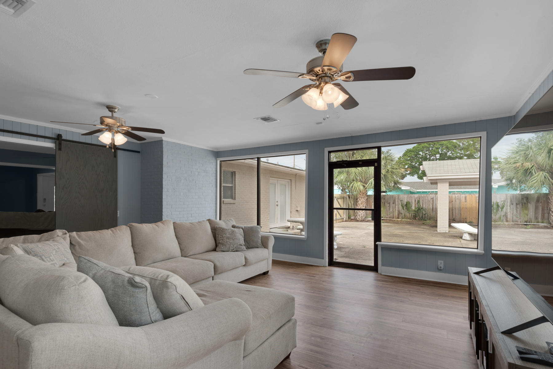 MID PINES - Residential