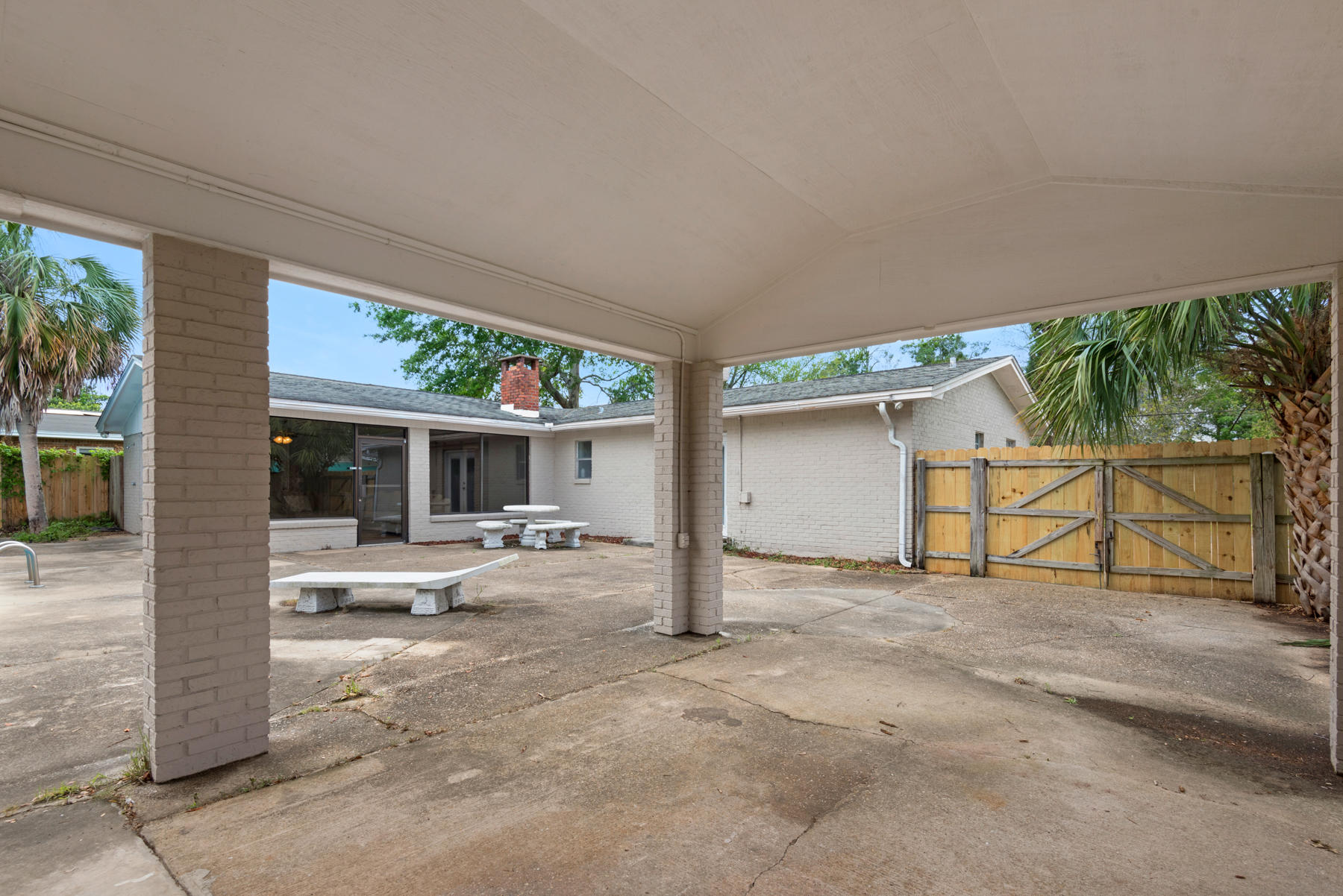 MID PINES - Residential