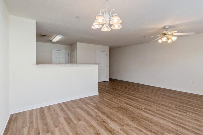 ROLLING PINES - Residential