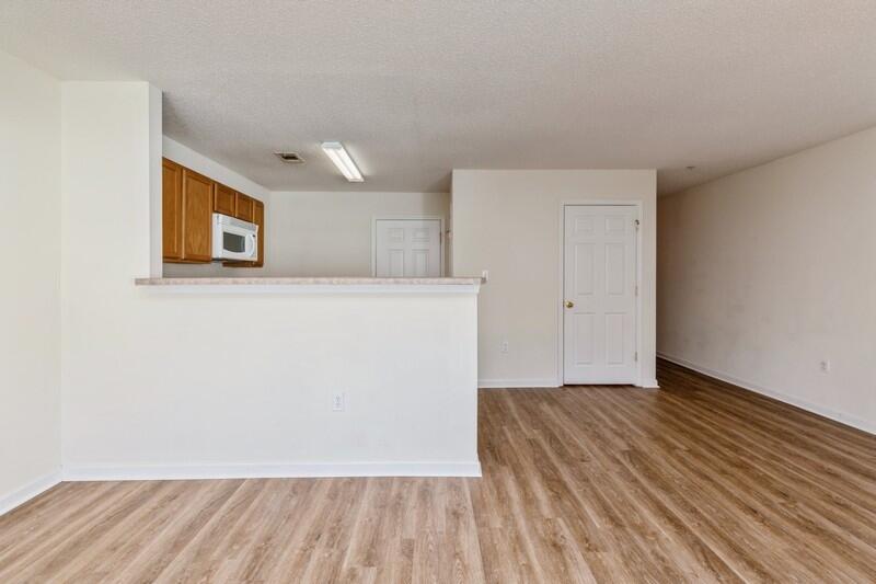 ROLLING PINES - Residential