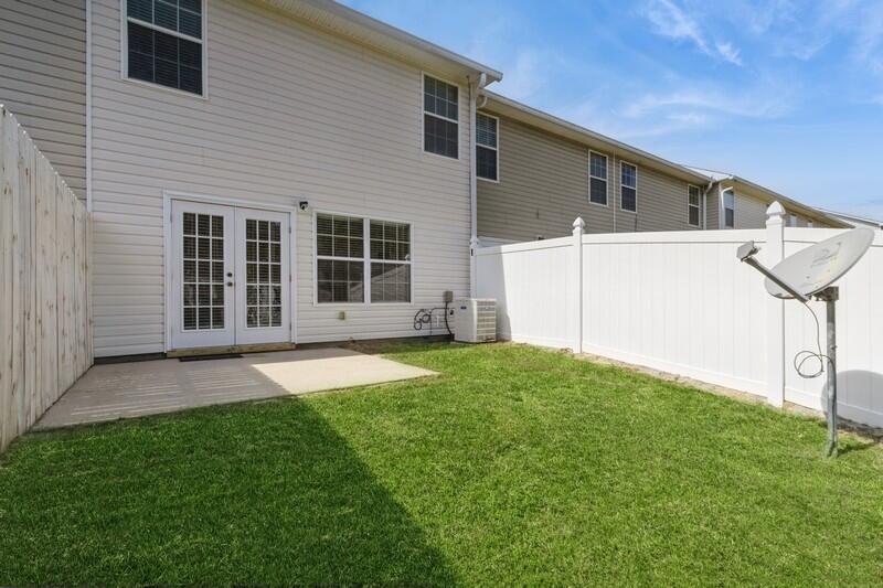 ROLLING PINES - Residential