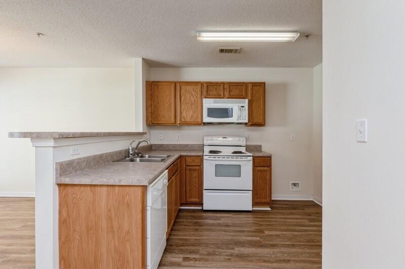 ROLLING PINES - Residential