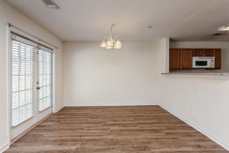 ROLLING PINES - Residential
