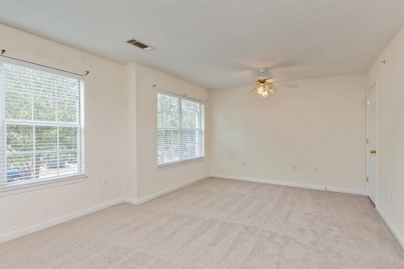 ROLLING PINES - Residential