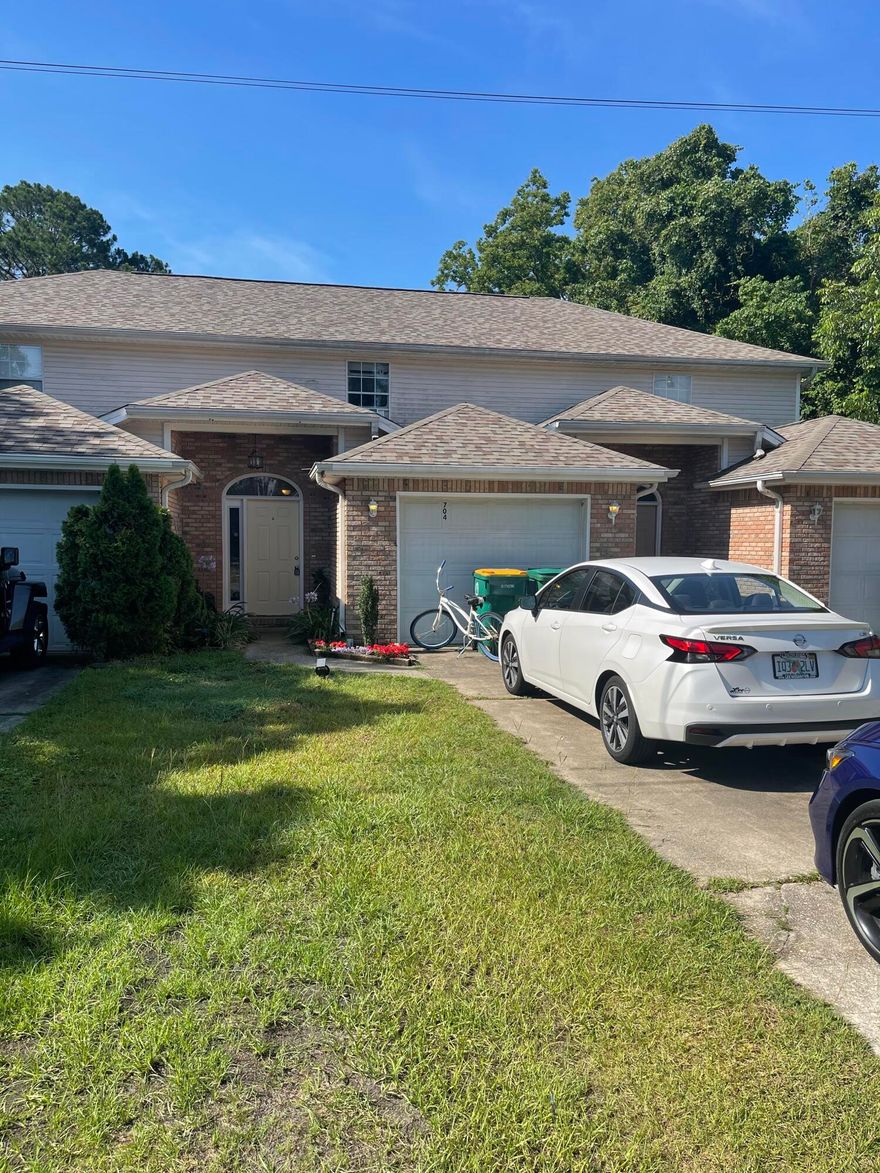 Minutes away from Hurlburt field and close to all amenities, this home features an open floor plan, high ceilings and a covered patio. It would be good for a flip or long term rental.