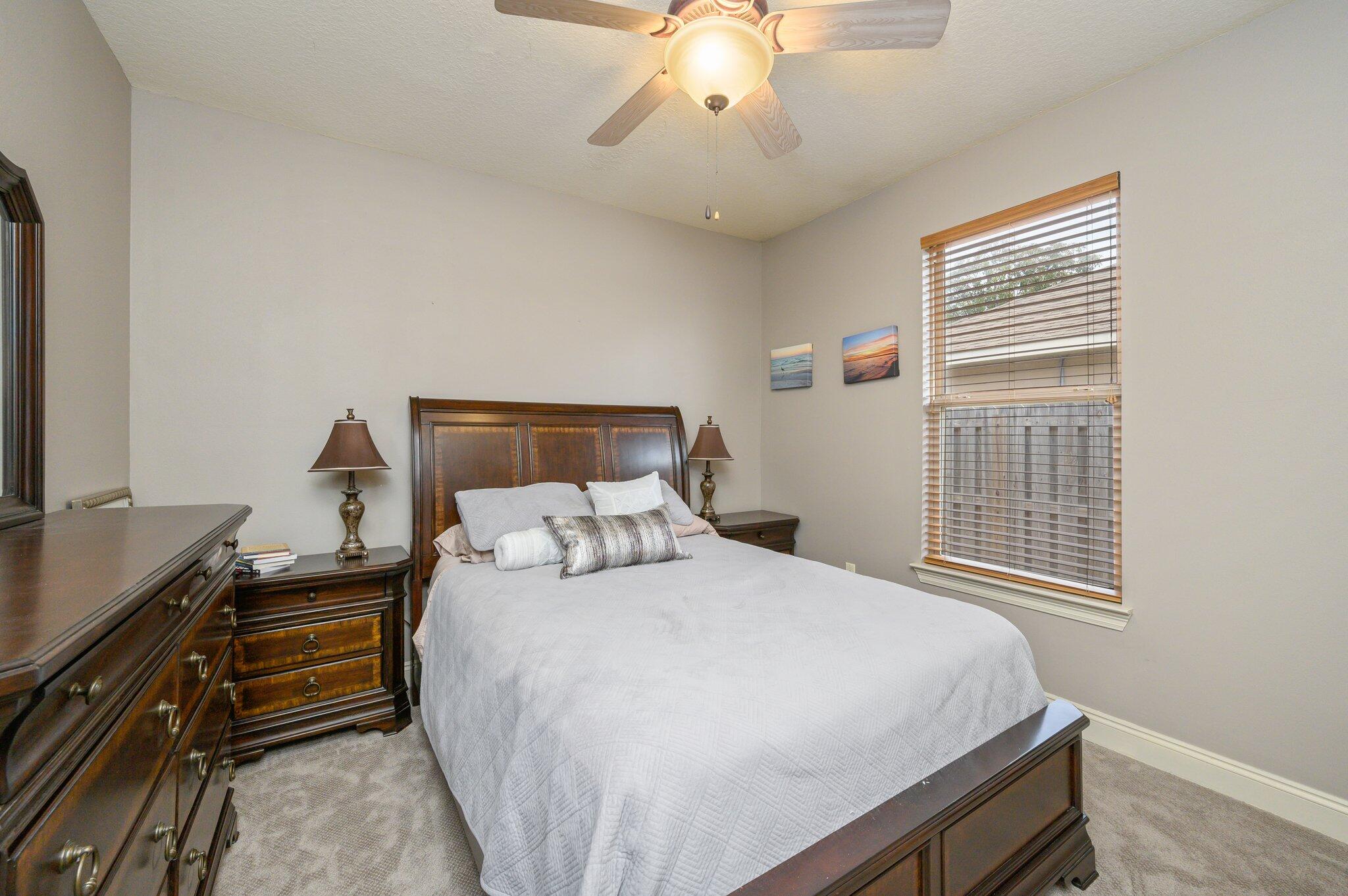 CHARDONNAY ESTATES - Residential