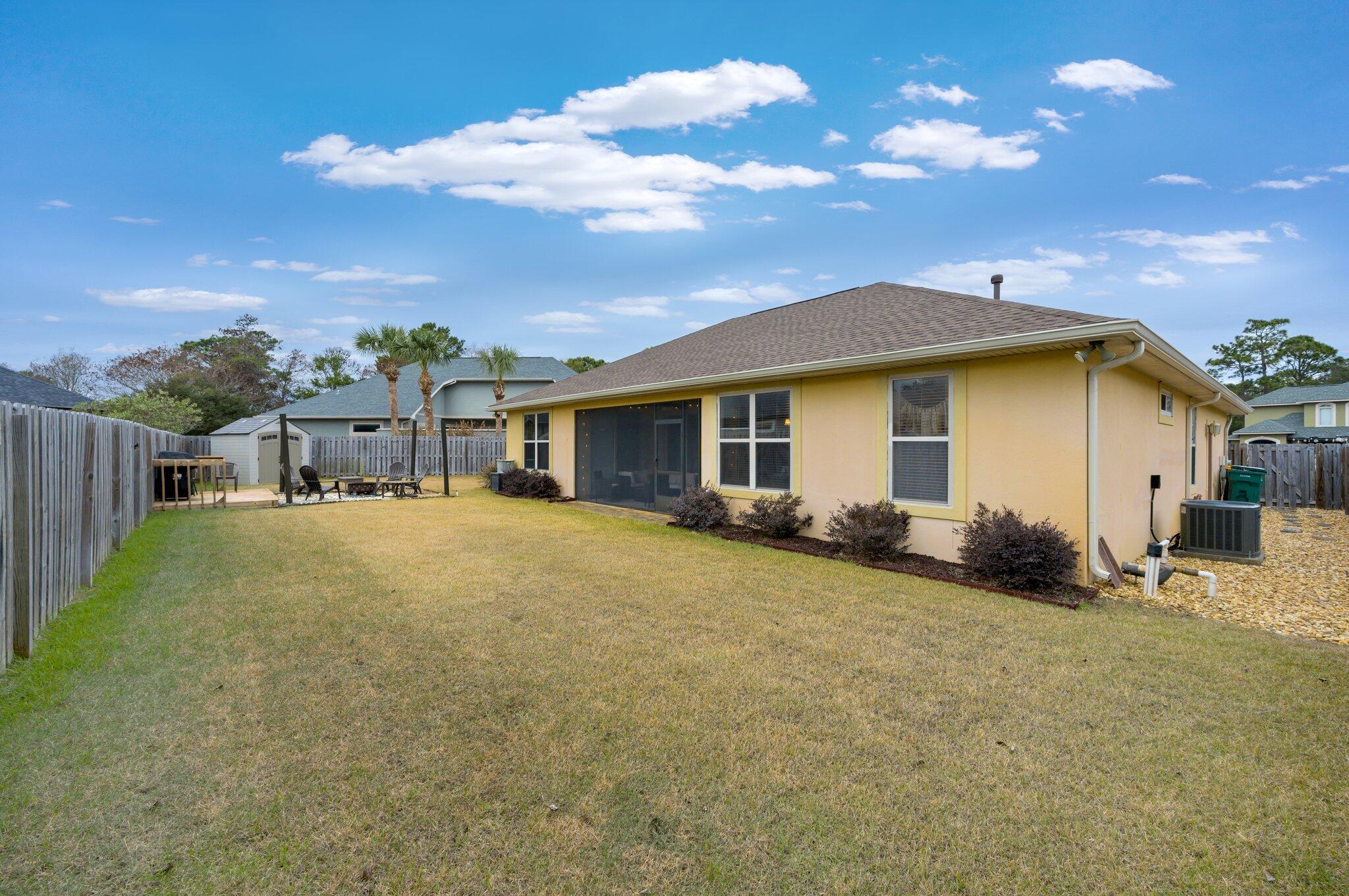 CHARDONNAY ESTATES - Residential