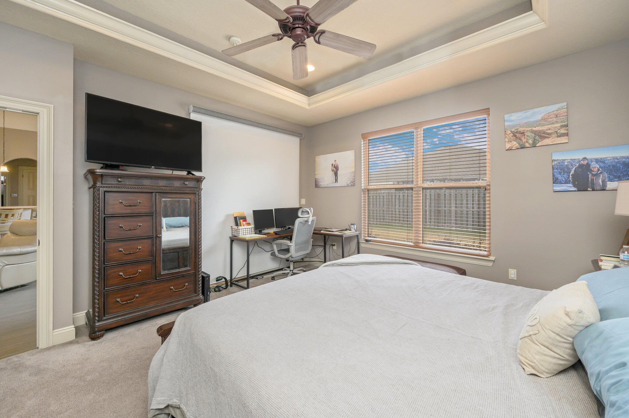 CHARDONNAY ESTATES - Residential