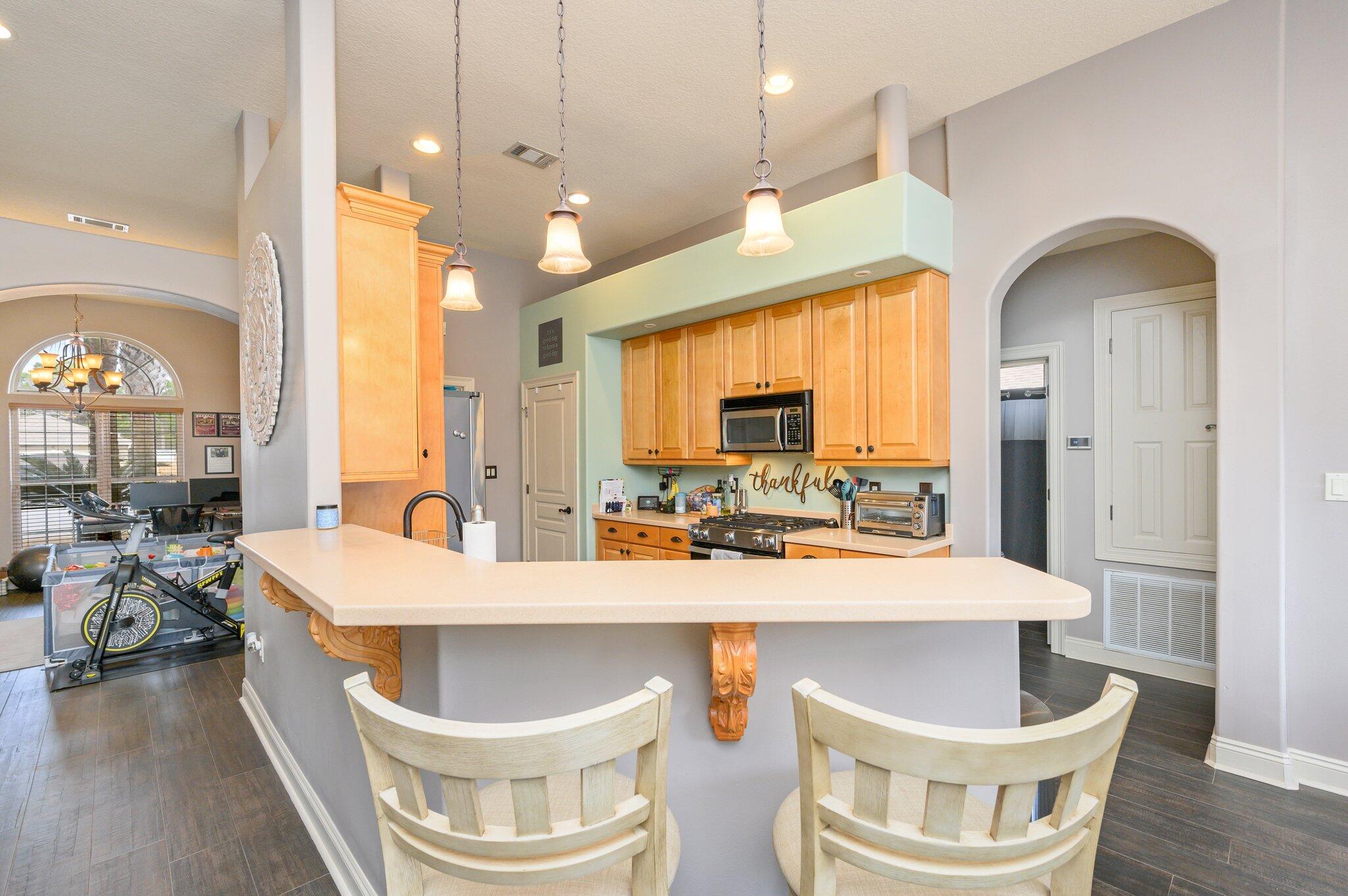 CHARDONNAY ESTATES - Residential