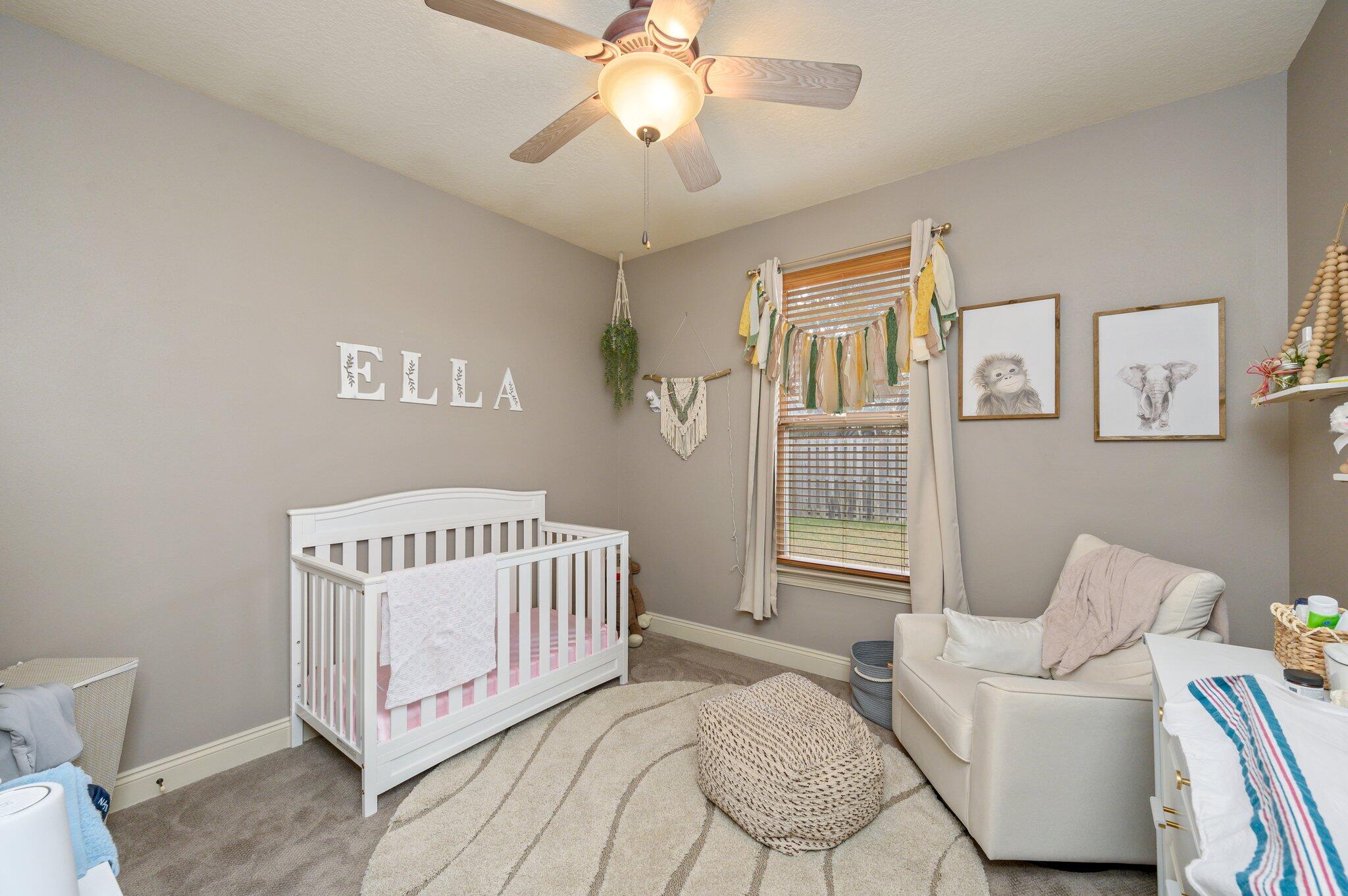 CHARDONNAY ESTATES - Residential