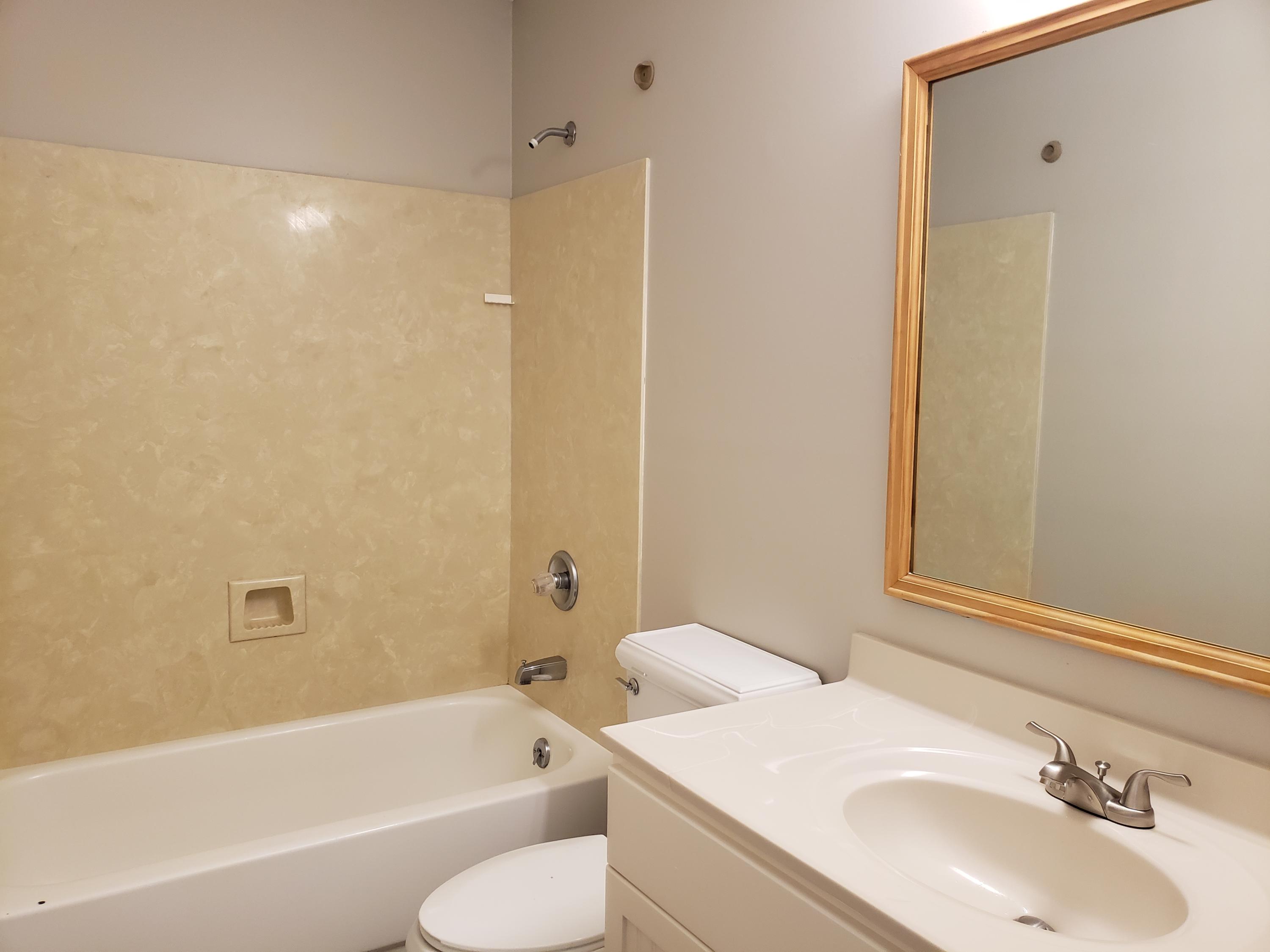 KELLY HILL ESTATES - Residential Lease