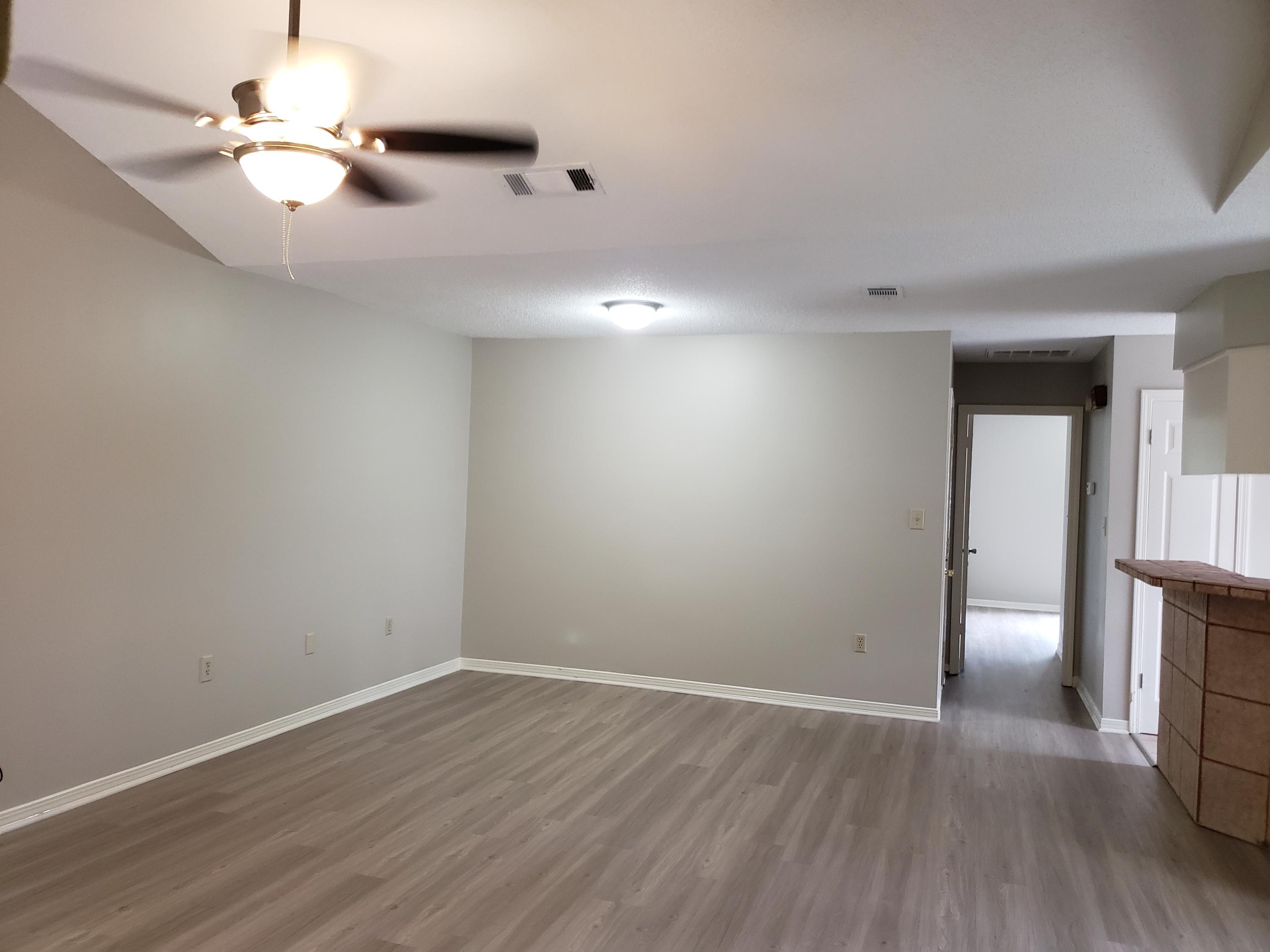 KELLY HILL ESTATES - Residential Lease