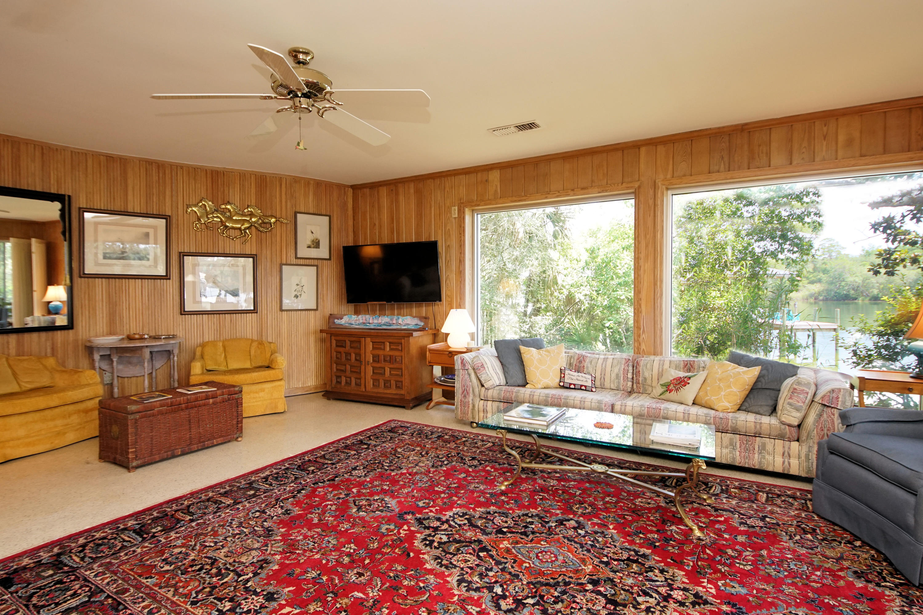 POQUITO BAYOU - Residential