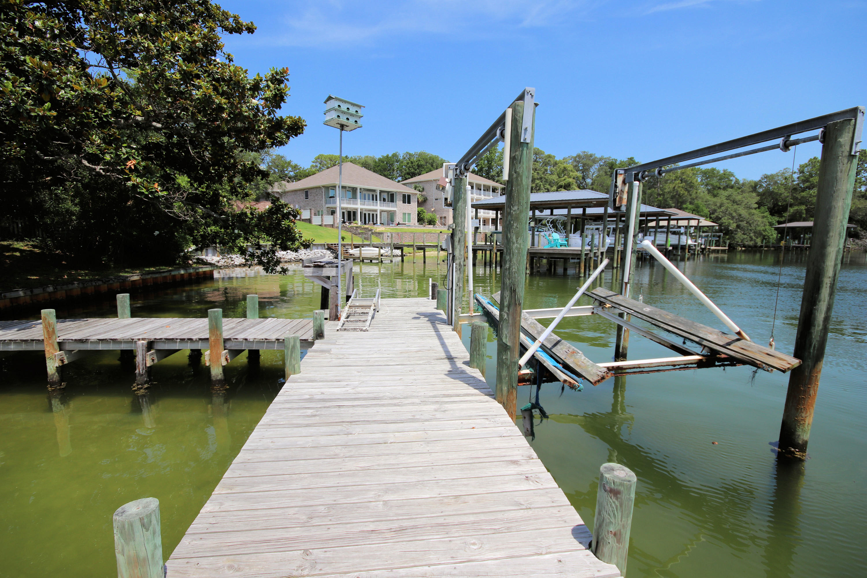POQUITO BAYOU - Residential