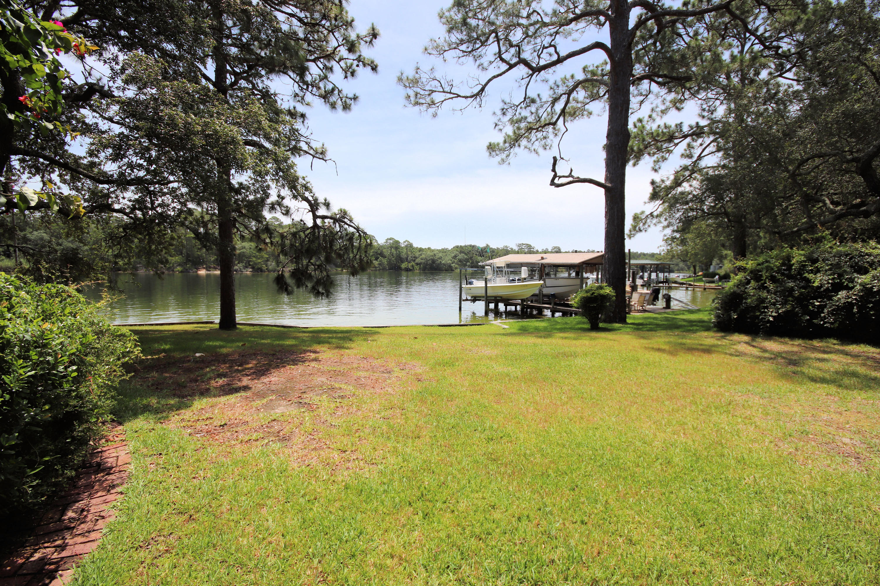 POQUITO BAYOU - Residential