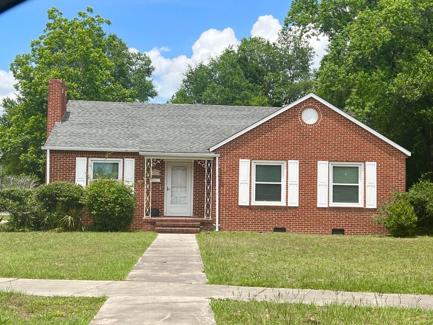 Entered for comp purposes only. Home needed lots of work. Heavy odors. Under carpets were wood floors and terrazzo flooring. Will need plumbing, electrical and HVAC. One HVAC was not working at all. Buyer and seller split cost of new roof. 2 beds plus office/bed and a large addition which could be 3rd bedroom with terrazzo flooring.