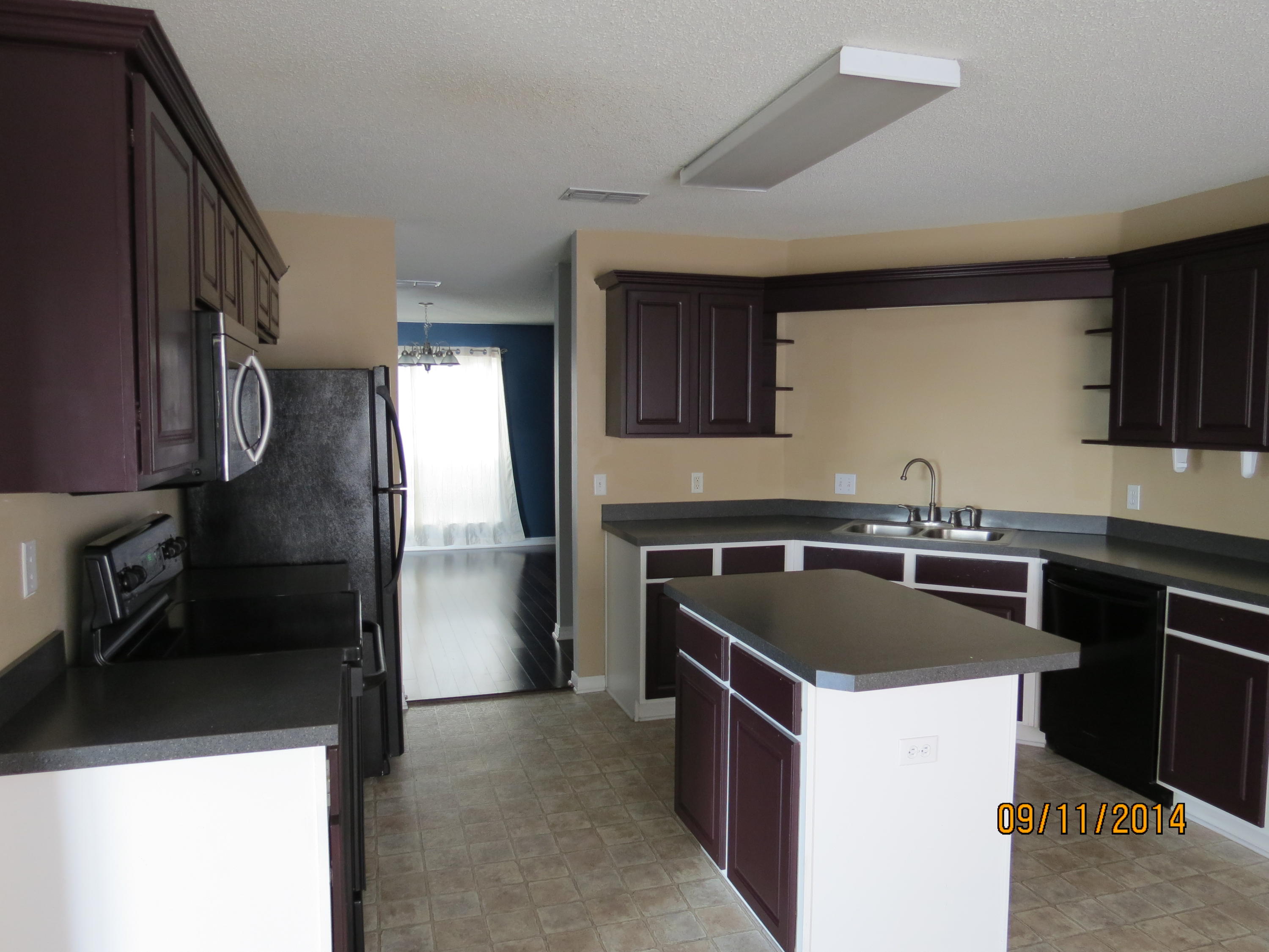 COUNTRYVIEW ESTATES 10TH ADDN - Residential Lease