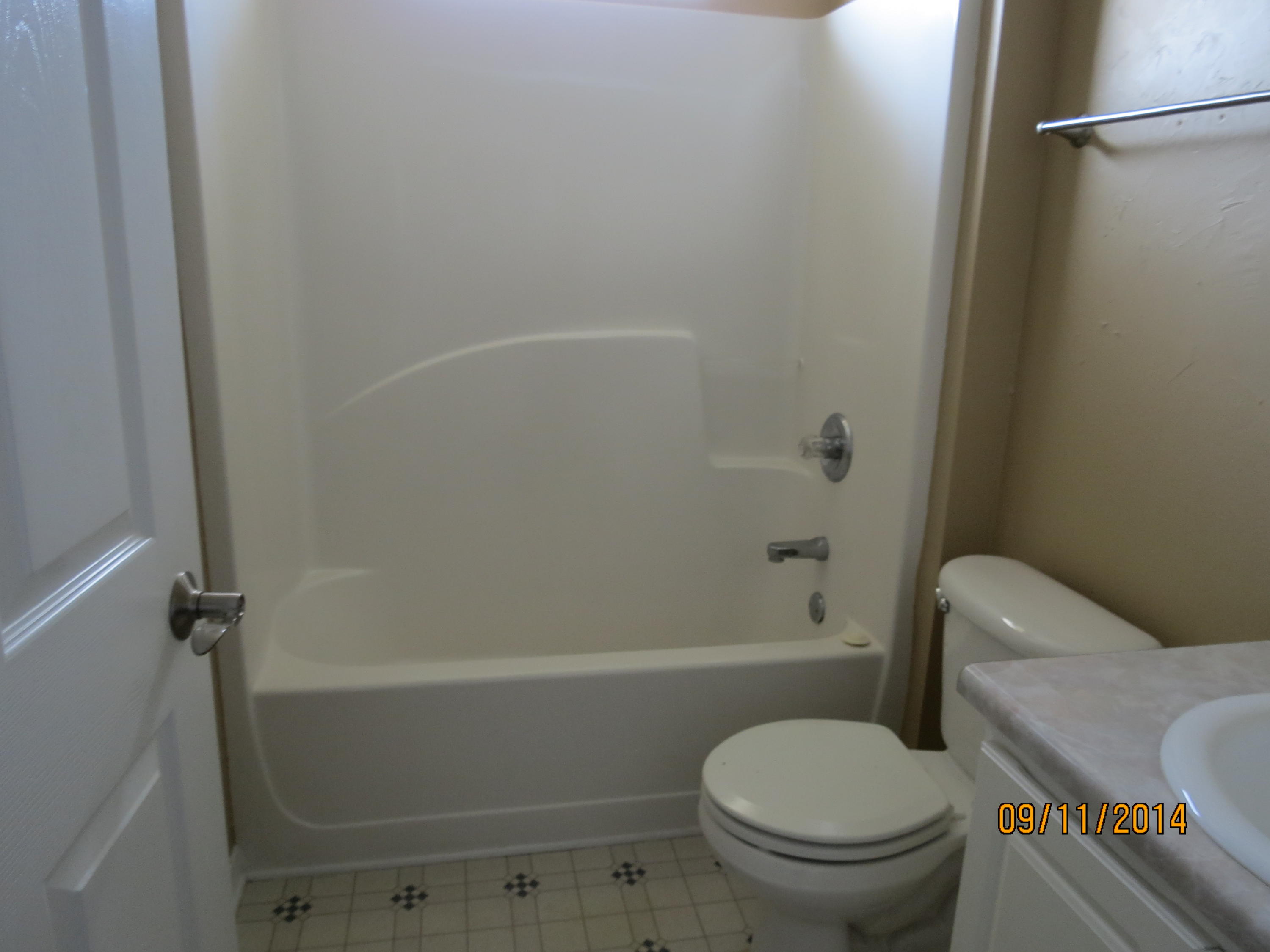 COUNTRYVIEW ESTATES 10TH ADDN - Residential Lease