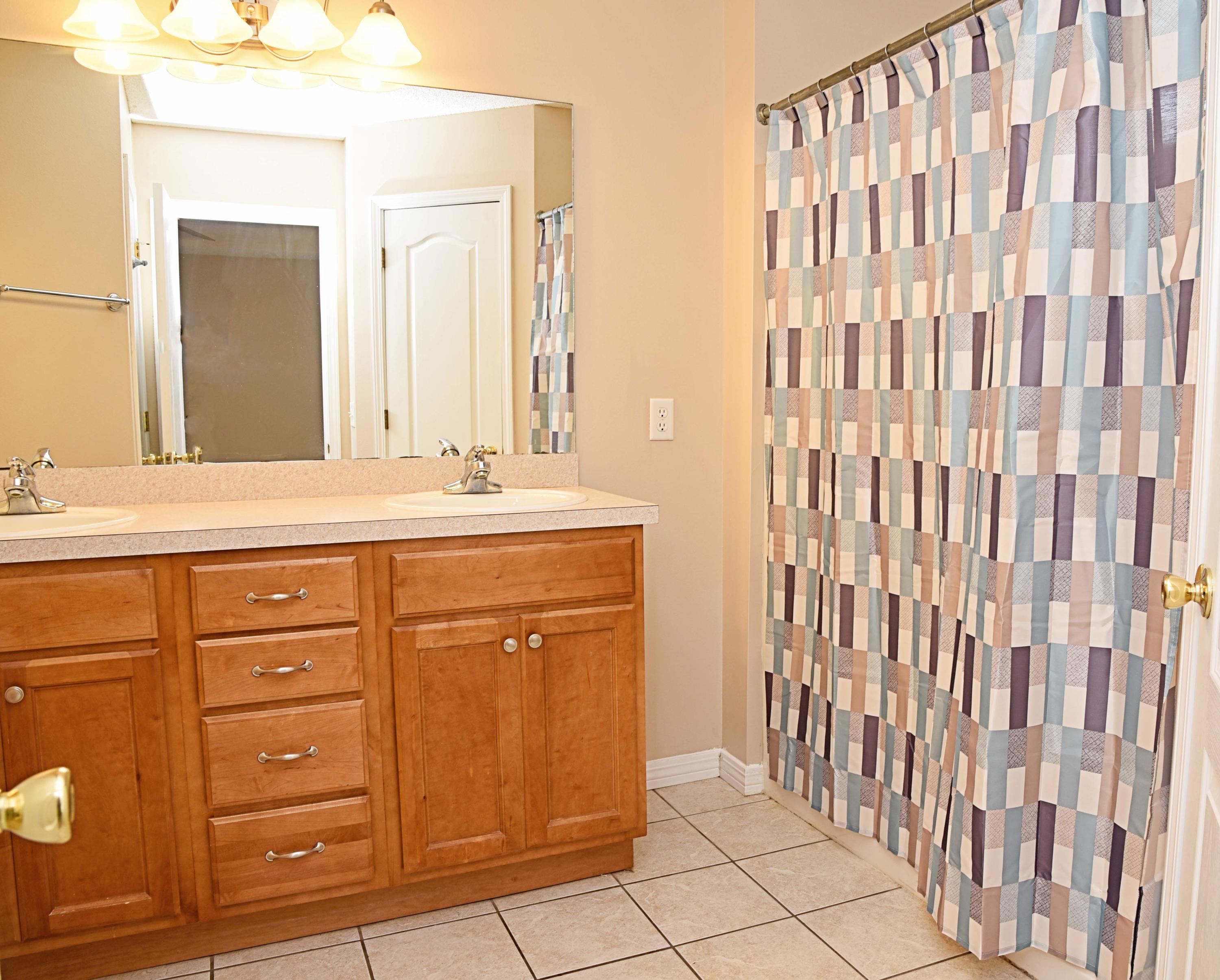 EMORY THOMAS - Residential