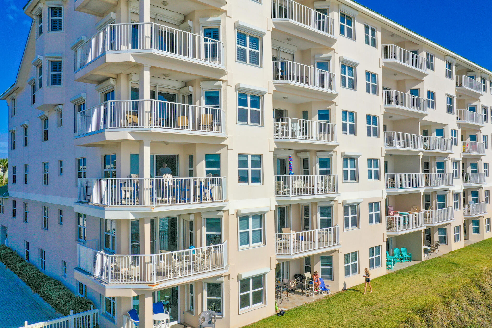 CRYSTAL DUNES CONDO - Residential