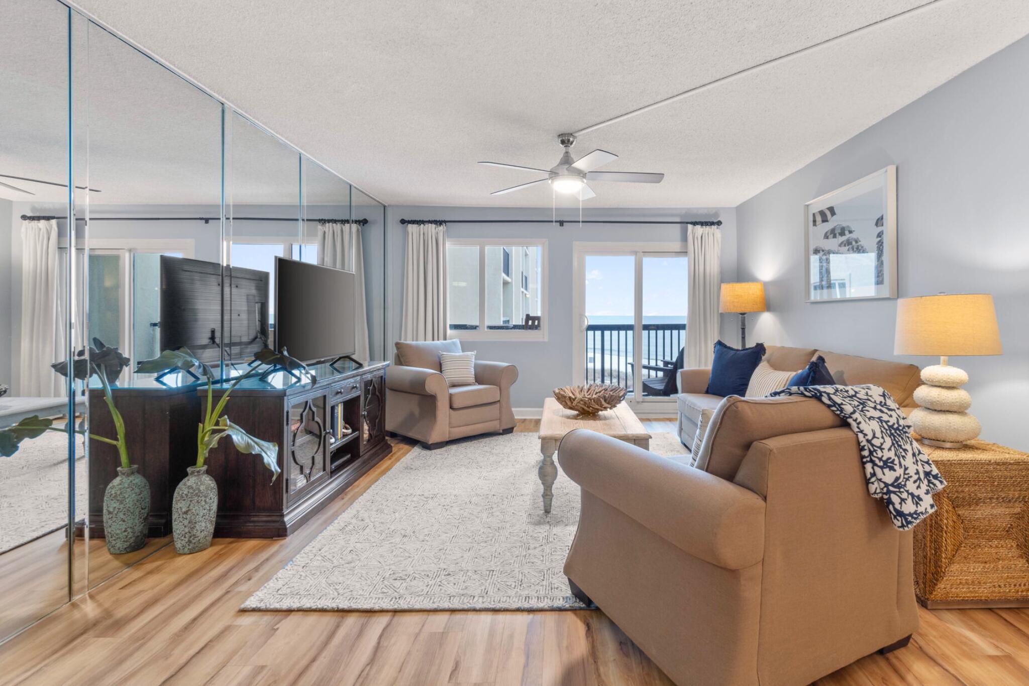 PINNACLE PORT - Residential