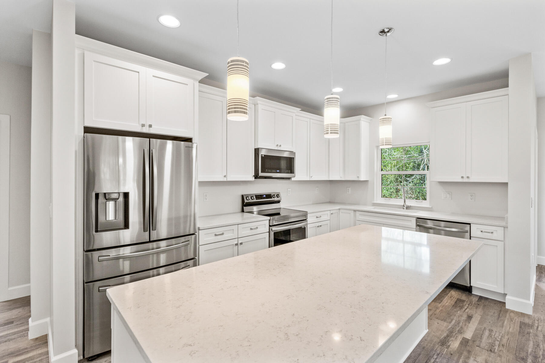 MACK BAYOU ESTATES - Residential