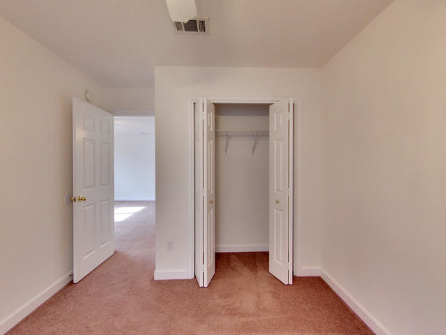 SUMMERWOOD - Residential