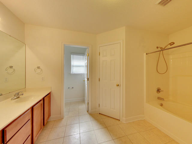 SUMMERWOOD - Residential