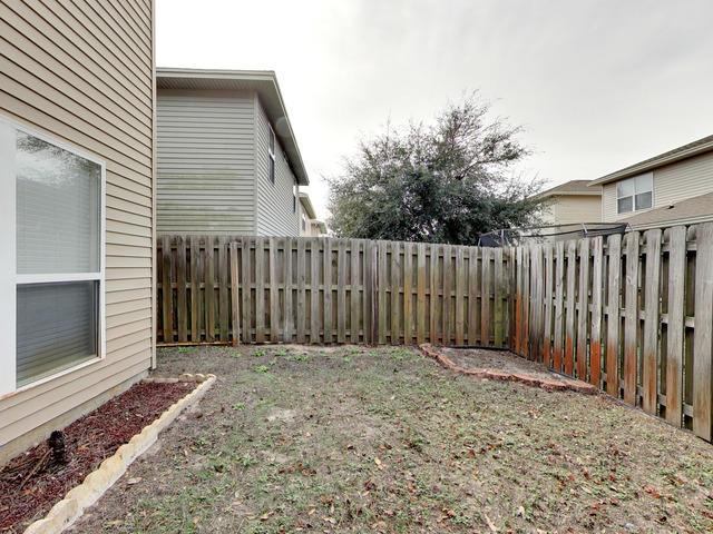 SUMMERWOOD - Residential