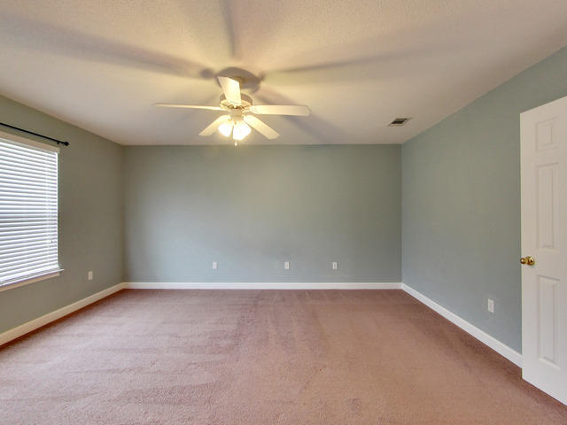 SUMMERWOOD - Residential