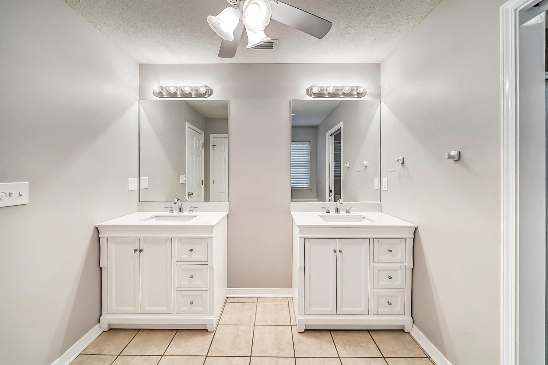 EAGLES LANDING S/D - Residential