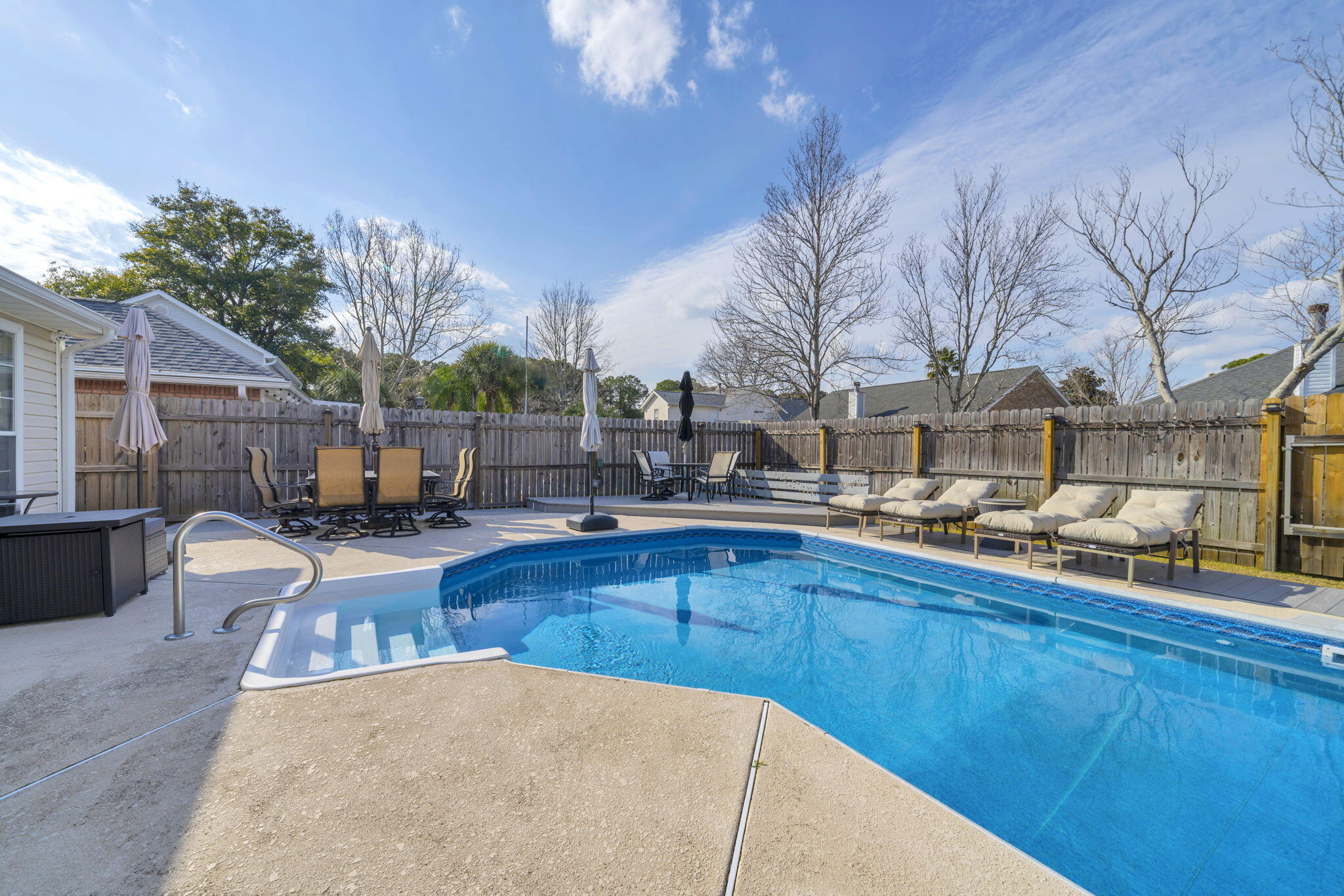 HARBOR BREEZE 1ST ADDN - Residential