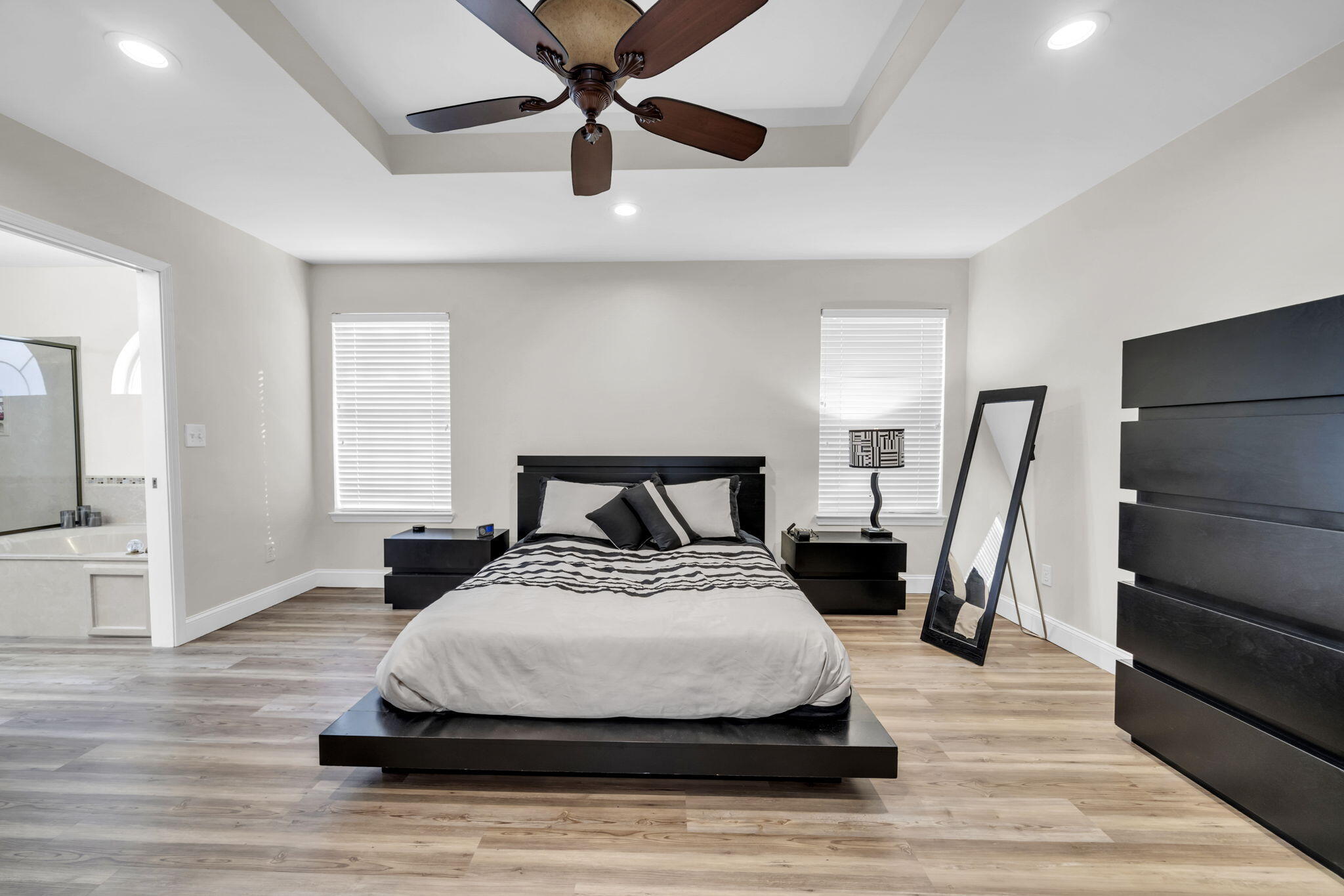 HARBOR BREEZE 1ST ADDN - Residential