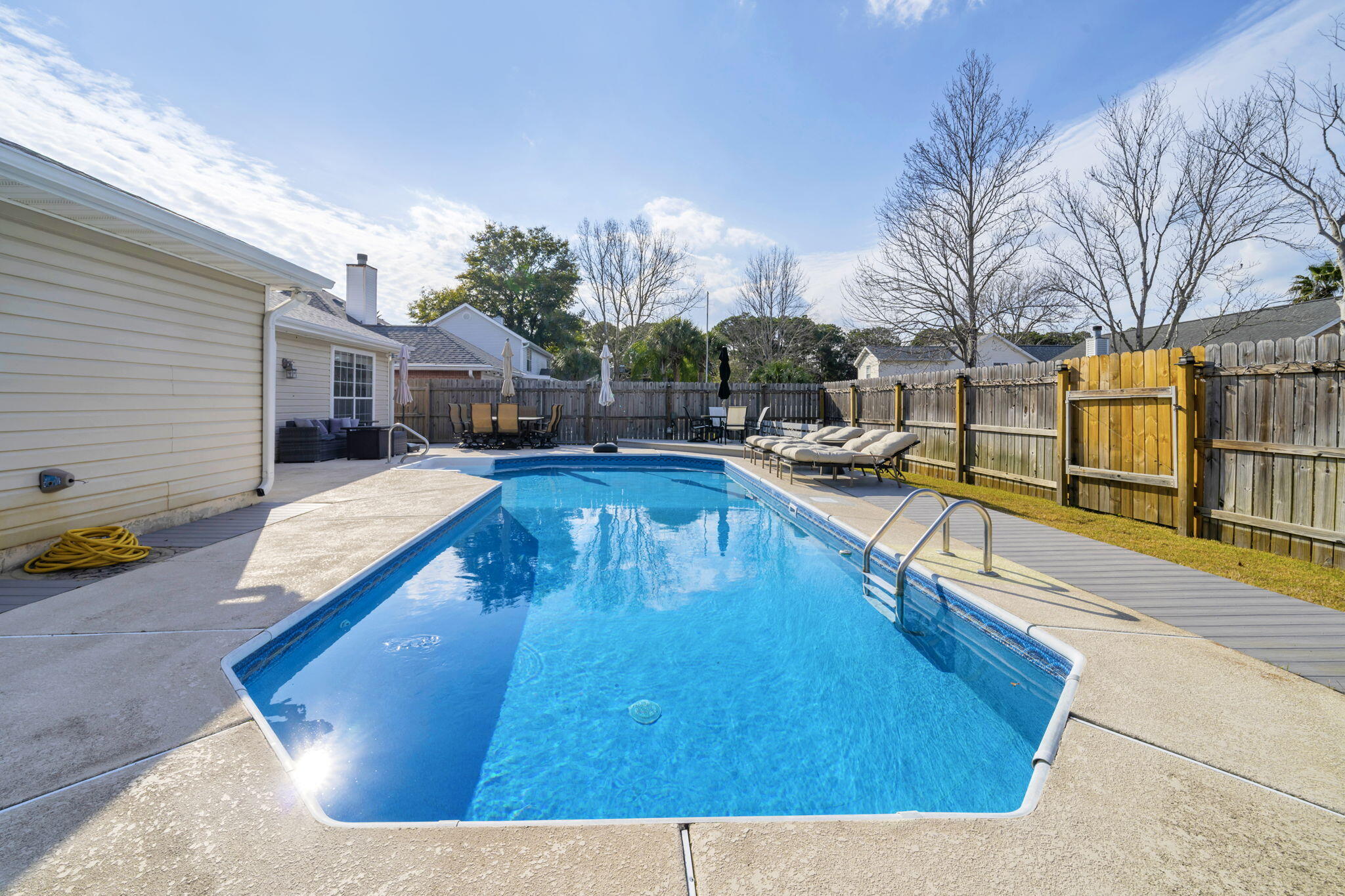 HARBOR BREEZE 1ST ADDN - Residential