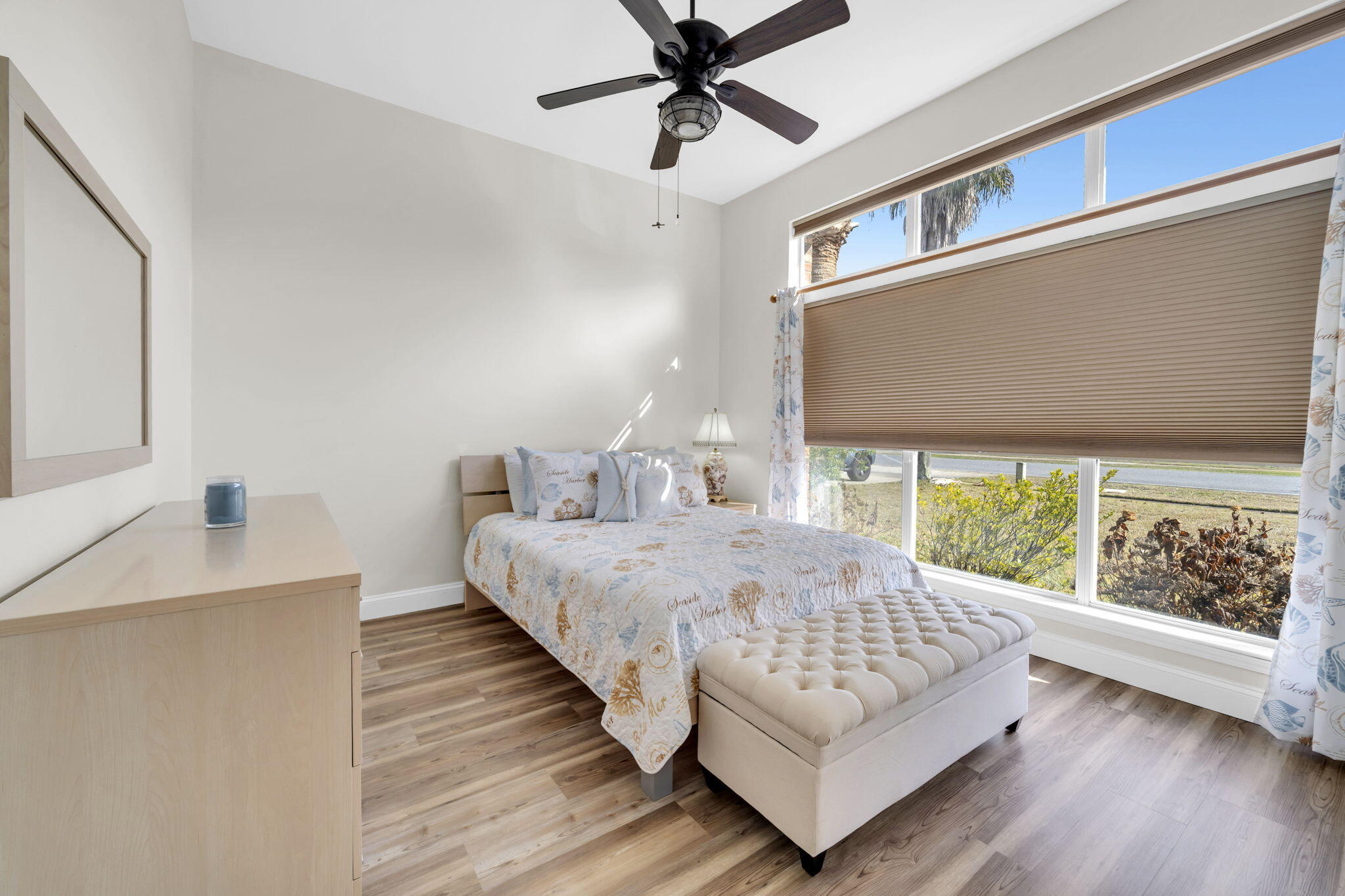 HARBOR BREEZE 1ST ADDN - Residential