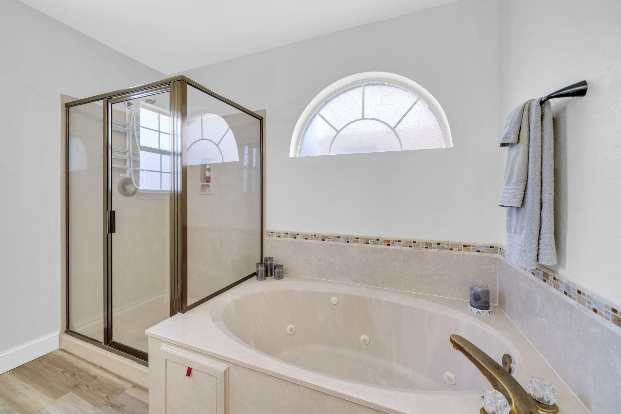 HARBOR BREEZE 1ST ADDN - Residential